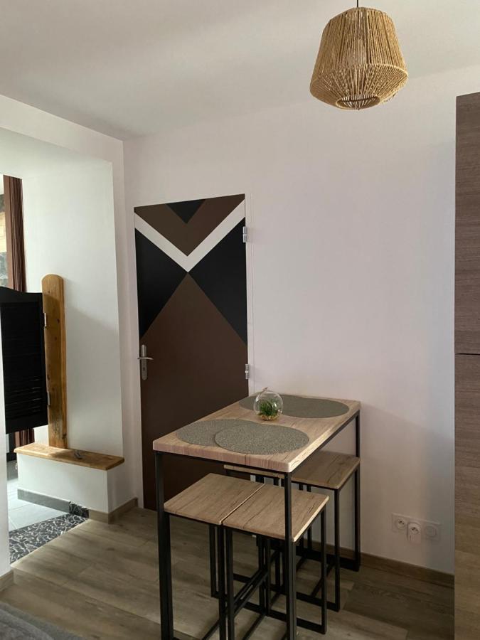 Apartmán Au Coeur Du Senechal Marquise Exteriér fotografie